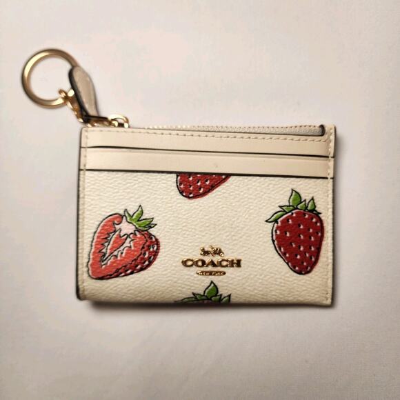 NWT Coach CAR17 Mini Skinny Id Case With Strawberry Print In Canvas Chalk Multi - Picture 1 of 5